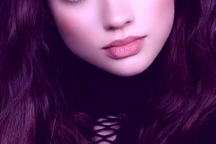 Victoria, 22, a auburn dark-eyed european companion based in Oberweningen. Offering Overnight, Travel Companion, OWO, Girlfriend Experience, A-Level. Availab...