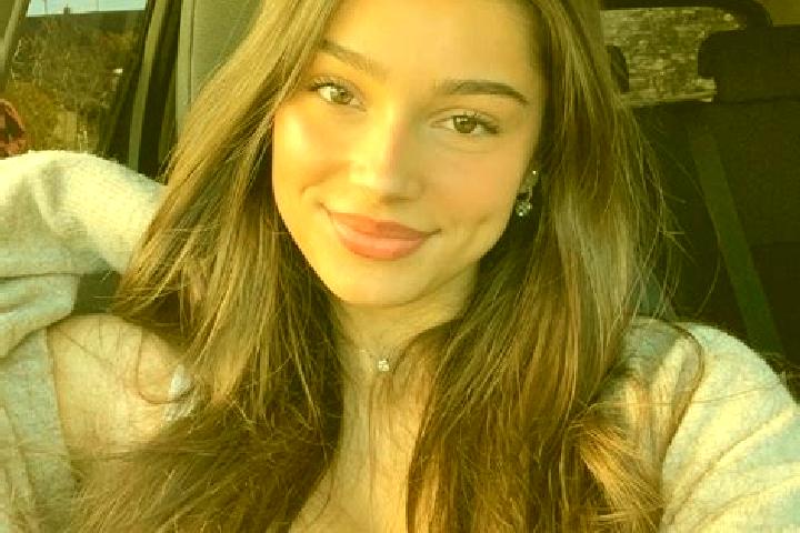 Victoria, 22, a brunette dark-eyed ebony companion based in Misawa. Offering Massage, OWO, Party Girl. Available for incall and outcall, overnight bookings a...