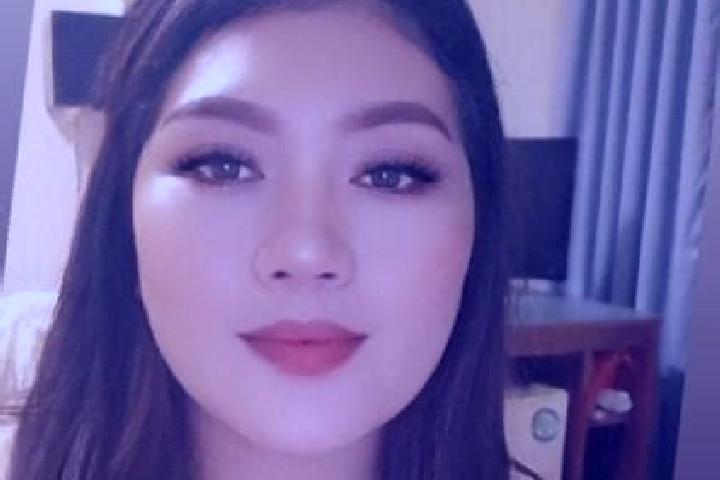 Victoria, 22, a chestnut grey-eyed asian companion based in Baulon. Offering Roleplay, CIM, Fetish, Erotic Massage. Available for incall and outcall, day and...
