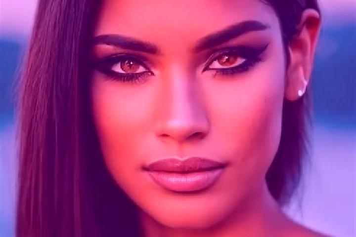 Victoria, 22, a dark blonde amber-eyed latina companion based in Keitele. Offering GFE, Striptease, Duos. Available for incall and outcall, overnight booking...