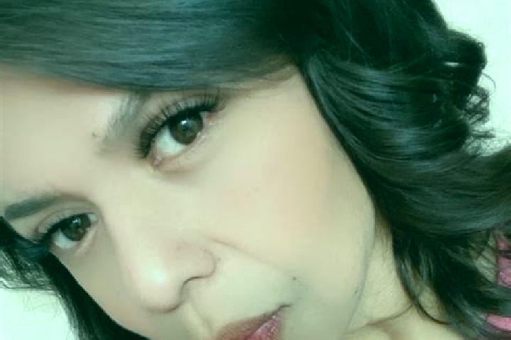 Victoria, 22 — Escort in Divisaderos, Mexico