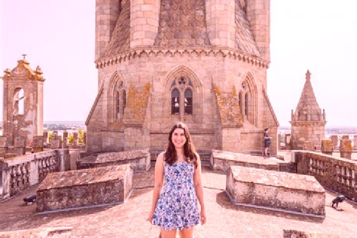 Victoria, 22 — Escort in Evora, Portugal