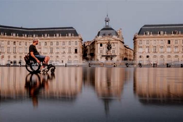 Victoria, 22 — Escort in Yvrac, France