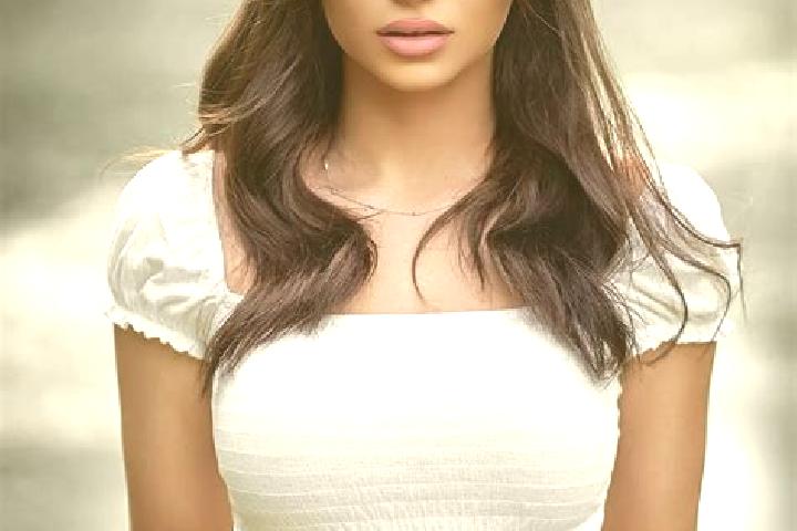 Victoria, 23, a brunette brown-eyed indian companion based in Malakasa. Offering Massage, Fetish, OWO, GFE. Available for incall and outcall, overnight booki...