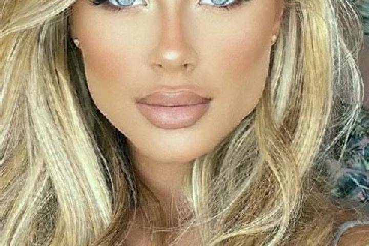 Victoria, 24, a blonde hazel-eyed latina companion based in Vremde. Offering Overnight, Travel Companion, Striptease, A-Level. Available for incall and outca...