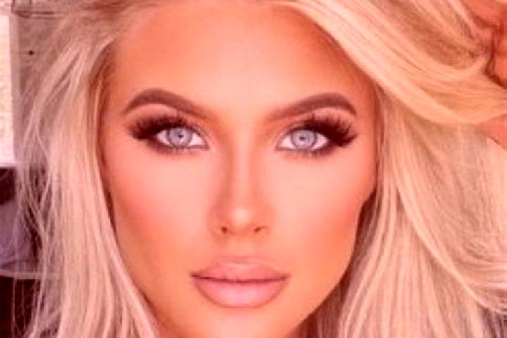 Victoria, 24, a platinum blonde grey-eyed mediterranean companion based in Tresenda. Offering Couples, Prostate Massage, Roleplay, Deep French Kissing. Avail...