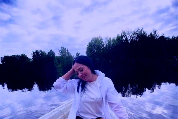 Victoria, 24 — Escort in Breytovo, Russia