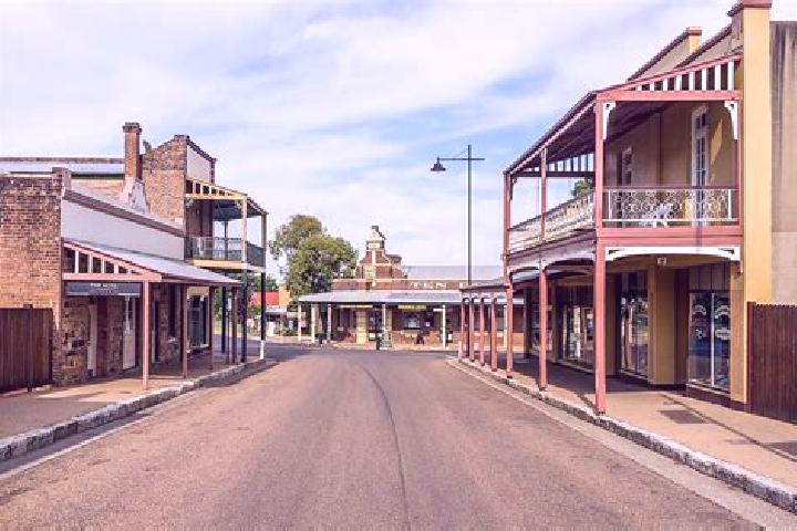 Victoria, 24 — Escort in Gulgong, Australia