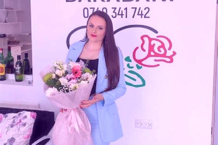 Victoria, 24 — Escort in Huisurez, Romania