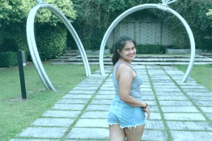 Victoria, 24 — Escort in Sapat, Indonesia