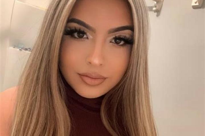 Victoria, 25, a blonde brown-eyed latina companion based in Andrieseni. Offering Striptease, Couples, Domination, BDSM. Available for incall and outcall, ove...
