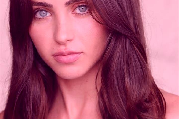 Victoria, 25, a brunette brown-eyed latina companion based in Nea Malgara. Offering CIM, Tantra, Duos. Available for incall and outcall, day and evening dates.