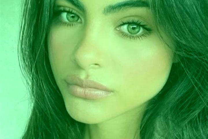 Victoria, 25, a brunette dark-eyed indian companion based in Hastingwood. Offering Prostate Massage, Roleplay, Striptease. Available for incall and outcall, ...