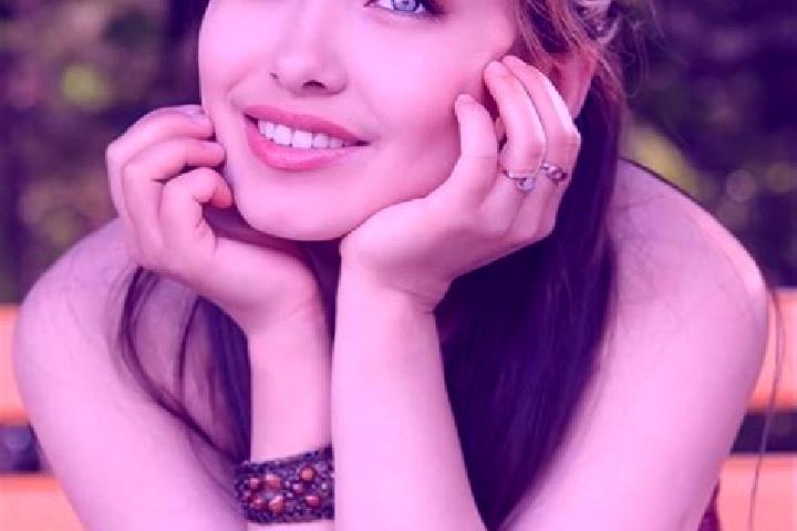 Victoria, 25, a red blue-eyed asian companion based in Guntown. Offering Striptease, Fetish, Couples, Girlfriend Experience. Available for incall and outcall...