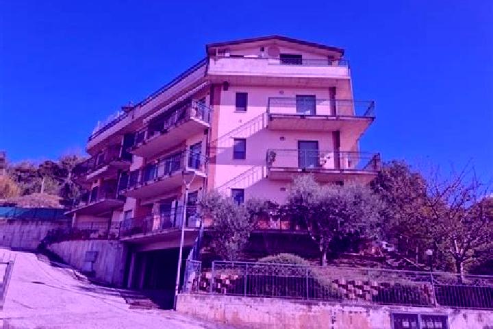Victoria, 25 — Escort in Ponte Felcino, Italy