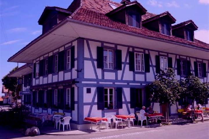 Victoria, 25 — Escort in Zimmerwald, Switzerland