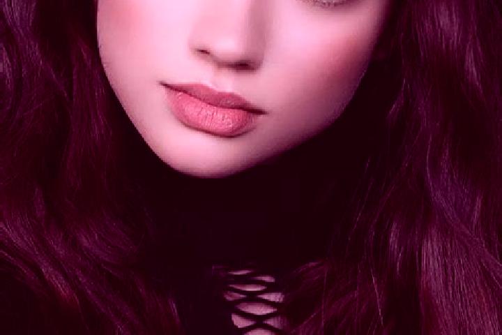 Victoria, 26, a brunette dark-eyed european companion based in Chloi. Offering Couples, A-Level, OWO, Girlfriend Experience, Striptease. Available for incall...
