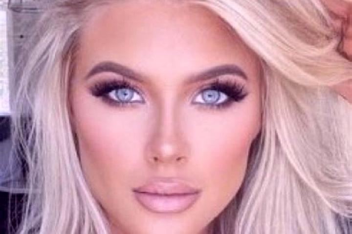 Victoria, 26, a platinum blonde brown-eyed ebony companion based in Astwick. Offering Travel Companion, Overnight, Roleplay, Domination, Erotic Massage. Avai...
