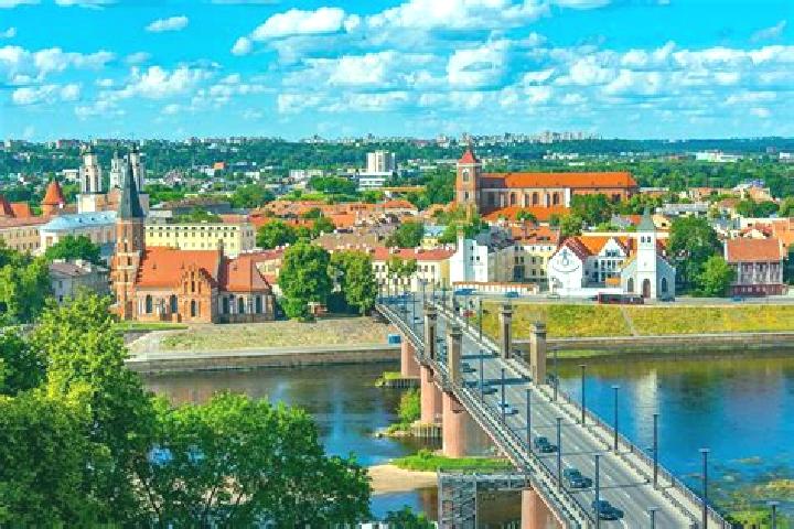 Victoria, 26 — Escort in Karoliniskes, Lithuania