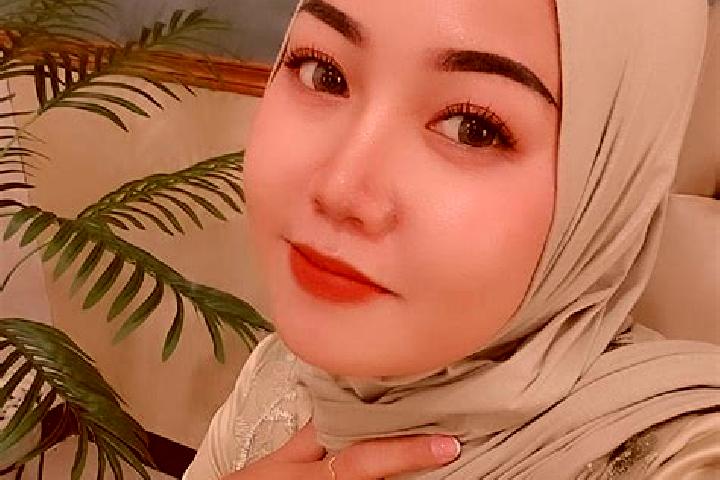 Victoria, 26 — Escort in Pemangkat, Indonesia