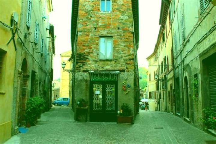 Victoria, 27 — Escort in Comunanza, Italy