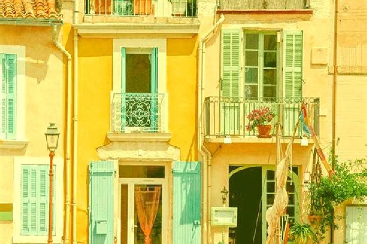 Victoria, 27 — Escort in Fontaine, France