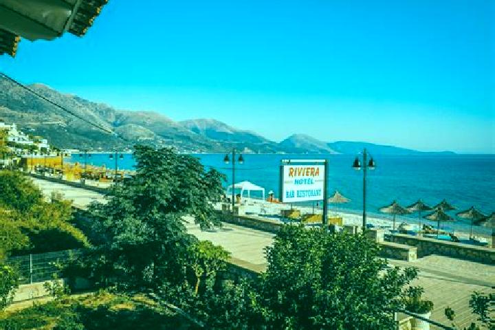 Victoria, 27 — Escort in Lazarat, Albania