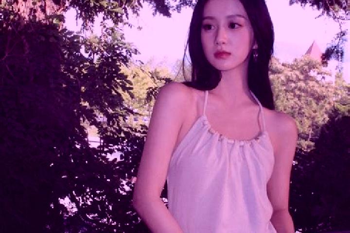 Victoria, 27 — Escort in Shangen, China