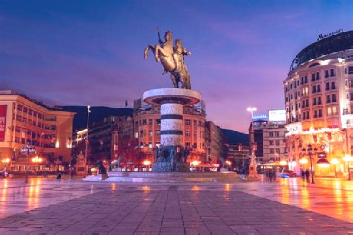 Victoria, 27 — Escort in Vatasa, North Macedonia