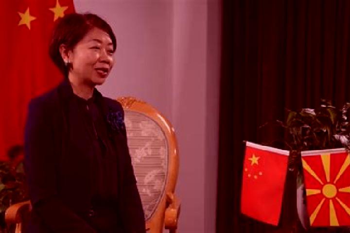 Victoria, 27 — Escort in Xiaoyan, China