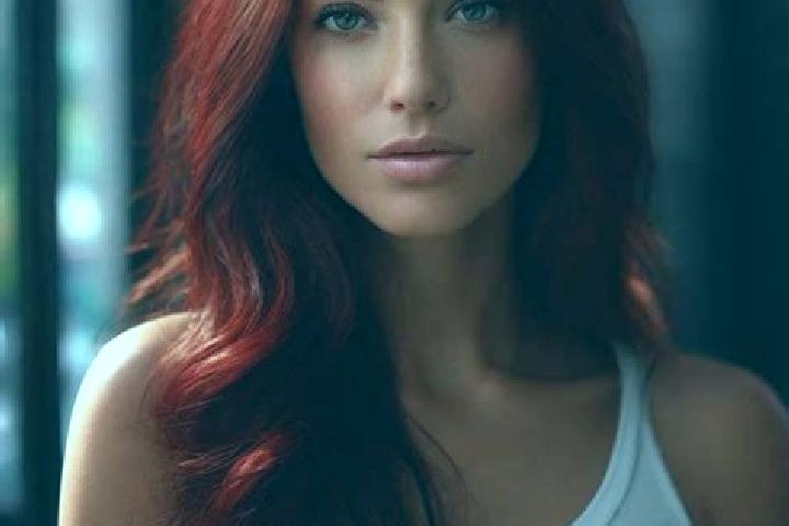 Victoria, 28, a auburn hazel-eyed latina companion based in Marcilly-sur-Vienne. Offering Couples, Duos, Massage. Available for incall and outcall, overnight...