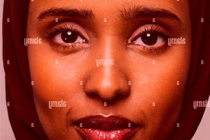 Victoria, 28, a black dark-eyed middle eastern companion based in Tluwuk. Offering Couples, Travel Companion, Fetish, Overnight, Roleplay. Available for inca...