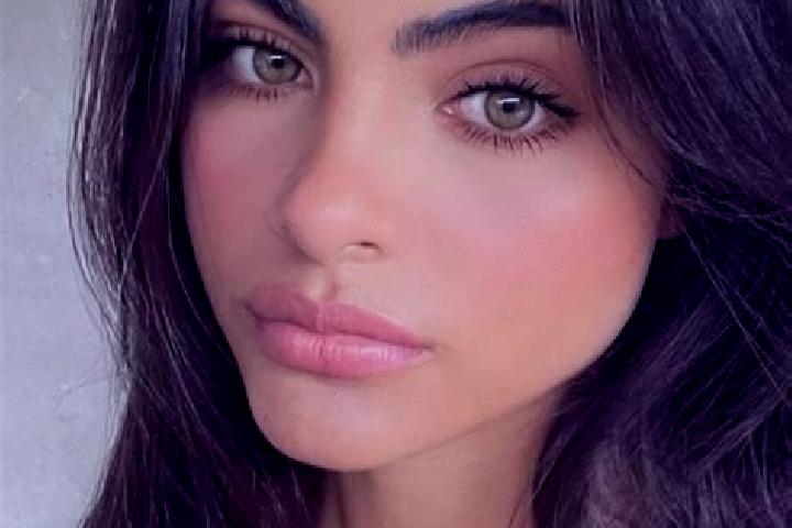 Victoria, 28, a brunette hazel-eyed slavic companion based in Ragoli. Offering Tantra, Striptease, Overnight, A-Level. Available for incall and outcall, over...