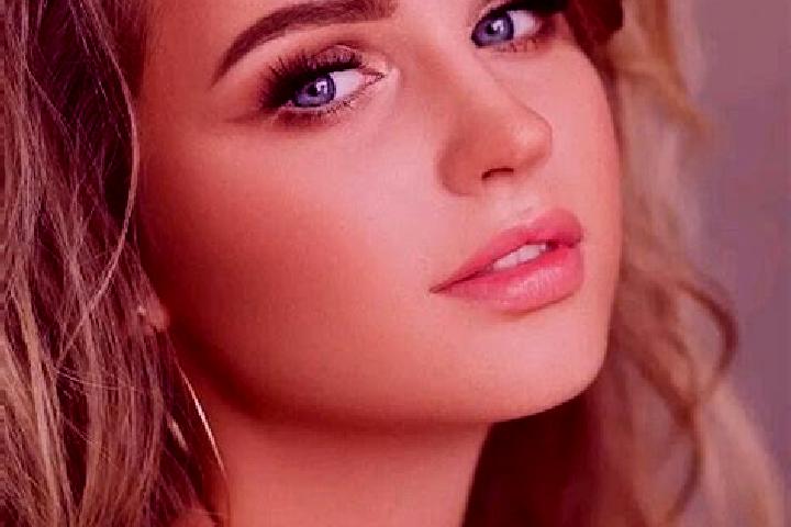 Victoria, 28, a dark blonde blue-eyed european companion based in Ban Dan. Offering OWO, Overnight. Available for incall and outcall, day and evening dates.