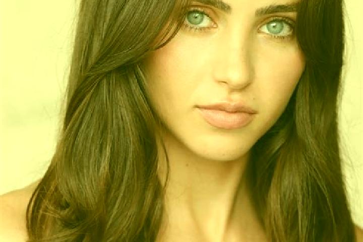 Victoria, 28, a red brown-eyed mixed companion based in Gulia. Offering Fetish, Prostate Massage, Striptease, Dinner Date, Domination. Available for incall a...