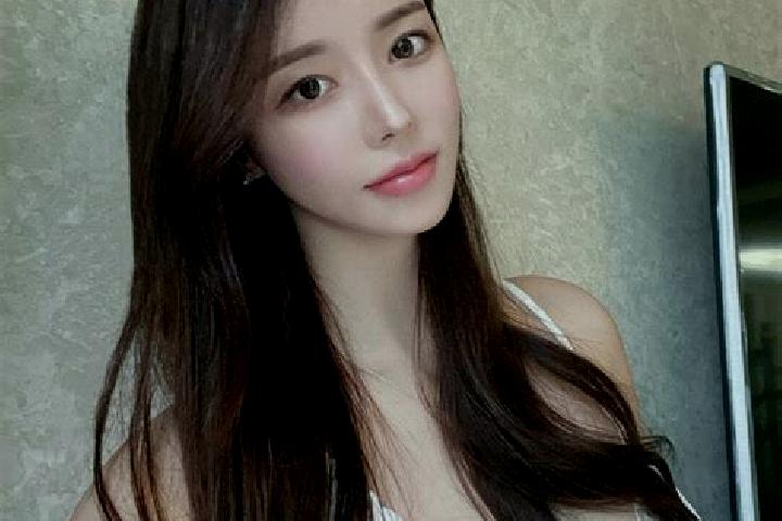 Victoria, 28 — Escort in Caltilibuek, Turkey