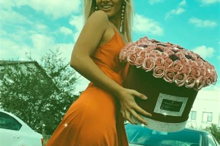 Victoria, 28 — Escort in Dudestii Noi, Romania