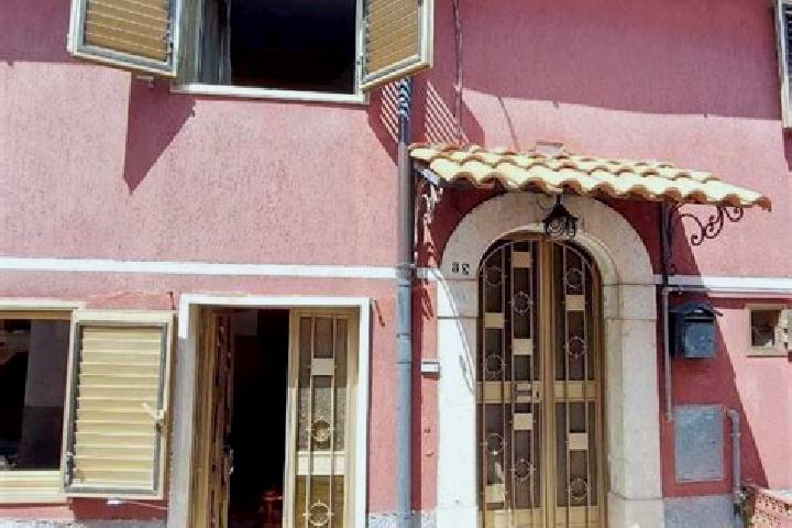 Victoria, 28 — Escort in Roccasicura, Italy