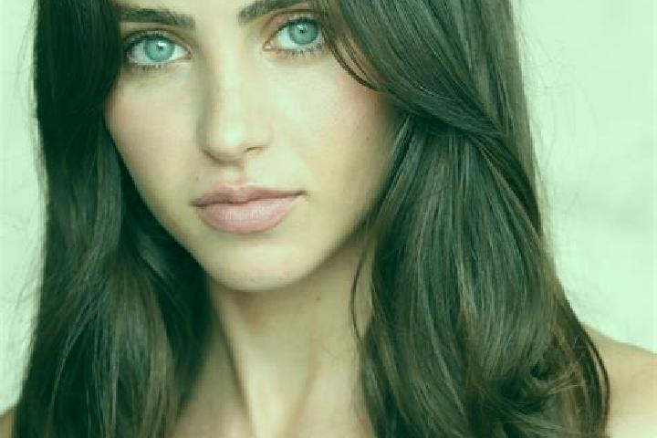 Victoria, 29, a brunette blue-eyed caucasian companion based in Feroleto Antico. Offering Overnight, Duos, 69, Striptease, Prostate Massage. Available for in...