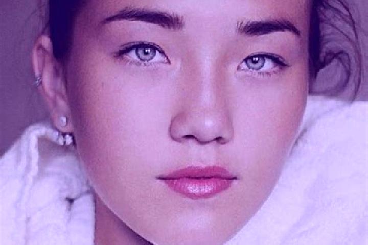 Victoria, 29, a chestnut grey-eyed caucasian companion based in Tunes. Offering GFE, CIM, Fetish, Erotic Massage, Party Girl. Available for incall and outcal...