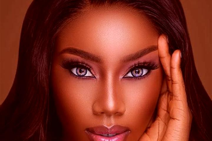 Victoria, 29, a red blue-eyed ebony companion based in Guiddam. Offering Domination, Striptease, Dinner Date, Massage. Available for incall and outcall, day ...