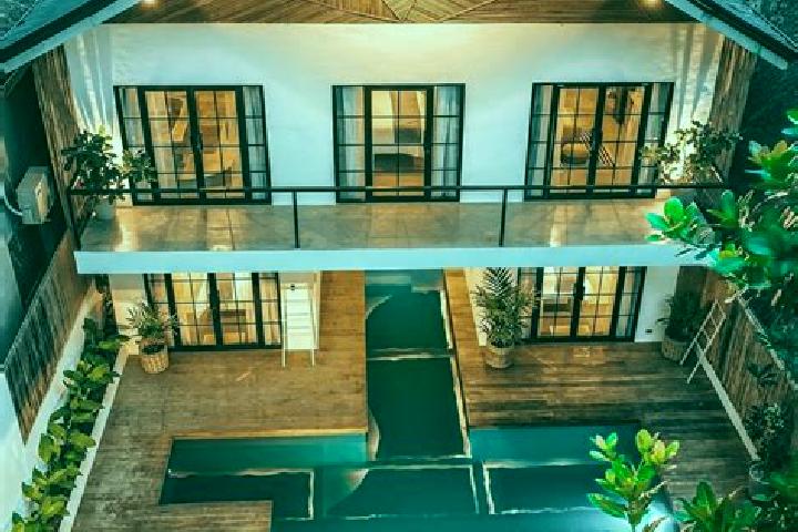 Victoria, 29 — Escort in Villa Isla, Philippines