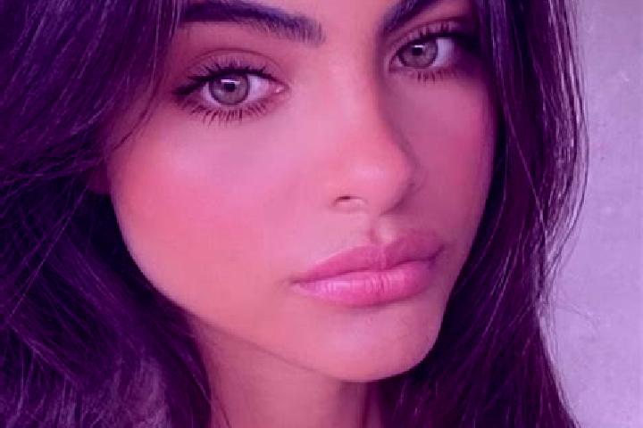 Victoria, 30, a chestnut dark-eyed indian companion based in Mateus Leme. Offering CIM, Duos, Girlfriend Experience, 69. Available for incall and outcall, ov...