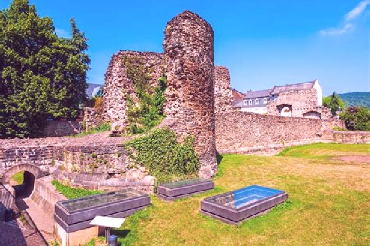 Victoria, 30 — Escort in Hochspeyer, Germany