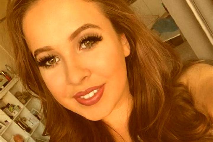 Victoria, 31, a dark blonde brown-eyed slavic companion based in Feld am See. Offering Erotic Massage, Roleplay, Massage. Available for incall and outcall, o...