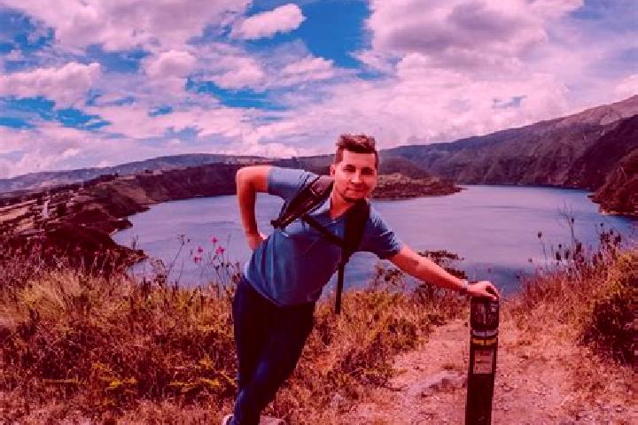 Victoria, 31 — Escort in Azogues, Ecuador