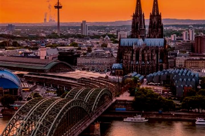 Victoria, 31 — Escort in Cologne, United States