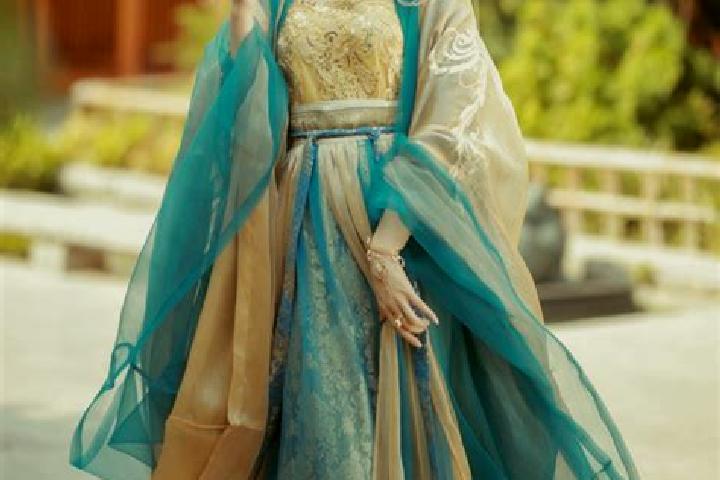 Victoria, 31 — Escort in Shixi, China