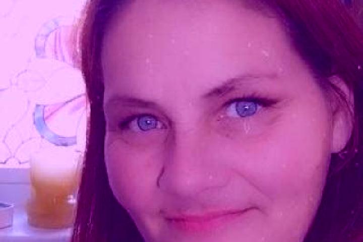 Victoria, 32, a auburn amber-eyed indian companion based in Shirakamut. Offering Massage, Erotic Massage, BDSM, Domination. Available for incall and outcall,...