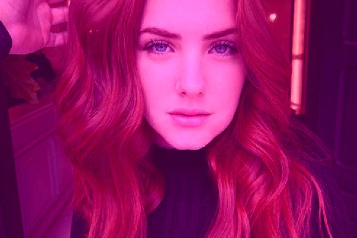 Victoria, 32, a auburn blue-eyed middle eastern companion based in Allingabro. Offering Striptease, Couples, Prostate Massage. Available for incall and outca...